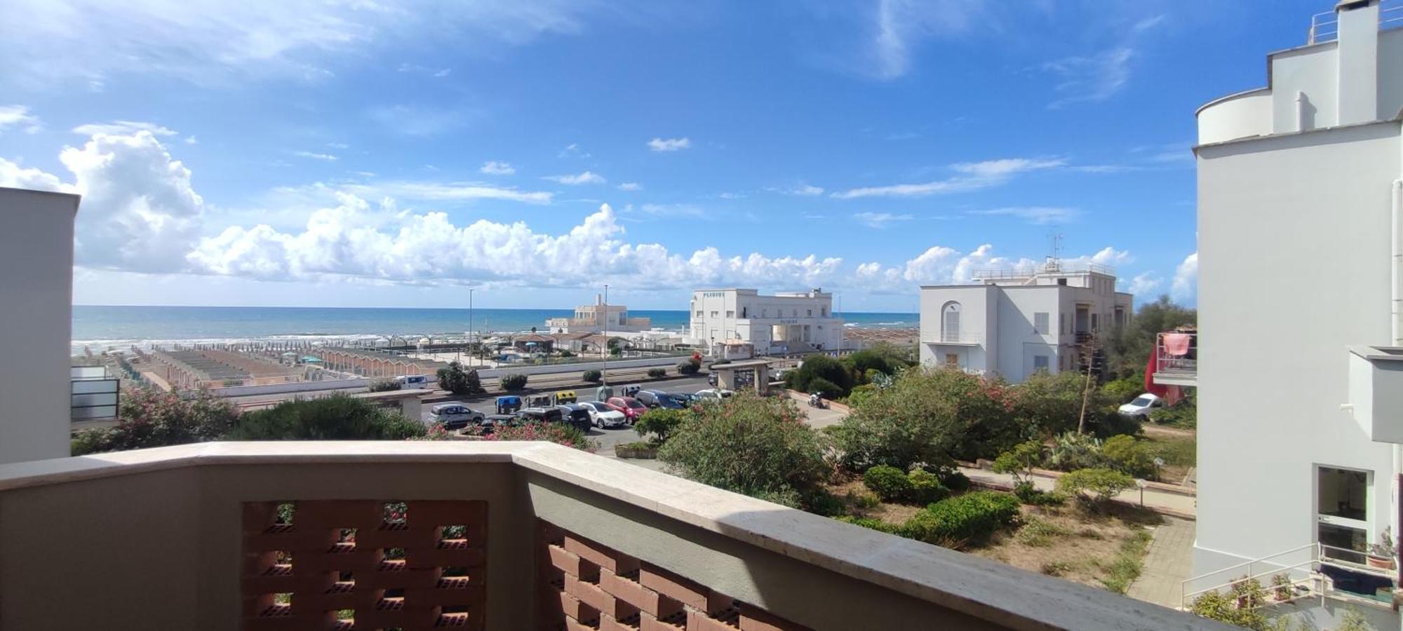 Апартаменти Ostia Loft Fronte Mare Екстер'єр фото